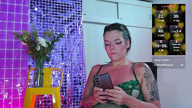 purple em69 online show from February 23, 2025, 10:53 pm