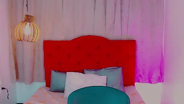 Jessica smith 1 online show from March 22, 2025, 11:32 am