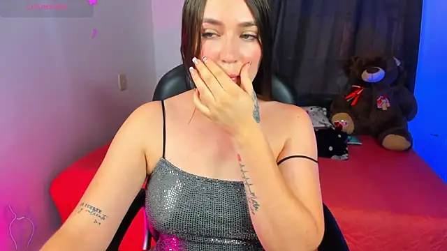 Snapshot of linda_montoya chatting on December 13, 2024, 7:43 pm linda montoya online show from December 13, 2024, 7:43 pm