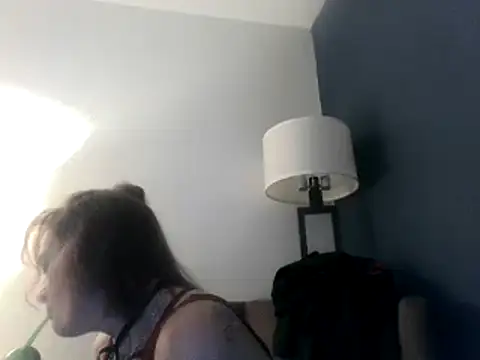 Snapshot of renegade_vyxxen chatting on January 9, 2025, 8:55 pm renegade vyxxen online show from January 9, 2025, 8:55 pm