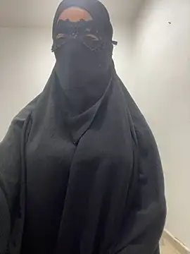 Snapshot of Hijabi_HotGirls chatting on February 21, 2025, 8:16 pm Hijabi HotGirls online show from February 21, 2025, 8:16 pm