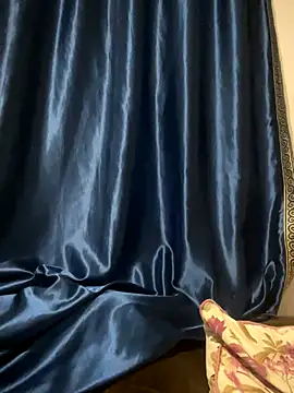 Snapshot of Hijabi_HotGirls chatting on October 12, 2025, 7:35 pm Hijabi HotGirls online show from October 12, 2025, 7:35 pm