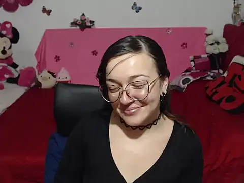 Angela 18honey online show from September 25, 2025, 2:04 am