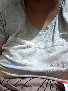  Redwine  online show from March 18, 2025, 5:53 pm