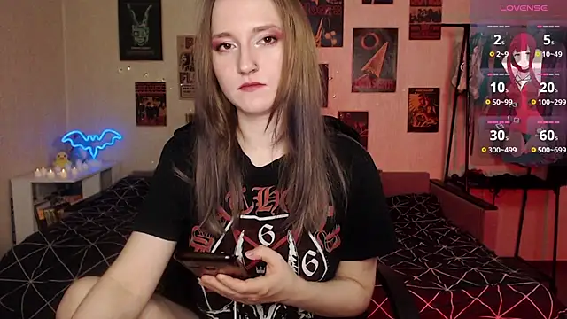 Snapshot of Viper_kiss chatting on December 1, 2024, 9:59 pm Viper kiss online show from December 1, 2024, 9:59 pm