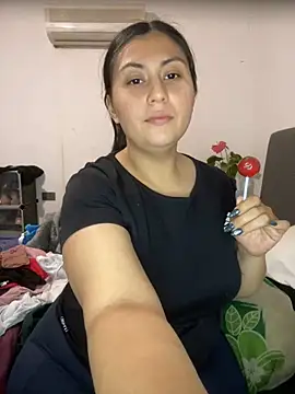 valentinesexx online show from December 27, 2024, 10:05 pm