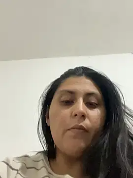 valentinesexx online show from May 28, 2026, 3:37 am