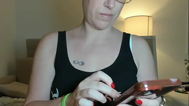 emmita69  online show from September 11, 2025, 2:44 am