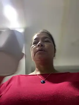 Snapshot of Jlo_69 chatting on June 16, 2026, 3:42 am Jlo 69 online show from June 16, 2026, 3:42 am