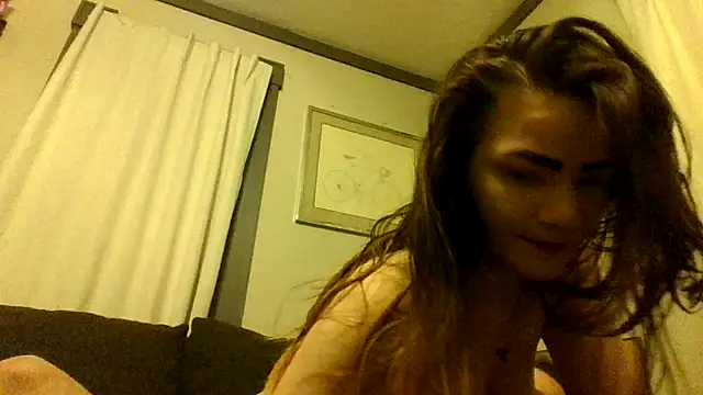 linsnextdoor26 online show from January 31, 2026, 11:25 pm