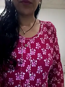 Hot-Shivani online show from February 28, 2025, 9:01 pm