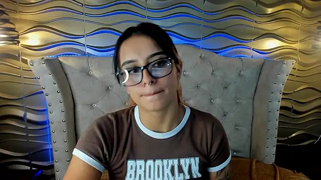 Andreita Jones online show from January 14, 2025, 3:04 pm