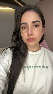 Victoria-And1 online show from December 2, 2025, 1:33 am