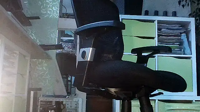 Snapshot of boy-nude chatting on October 28, 2025, 7:45 am boy-nude online show from October 28, 2025, 7:45 am