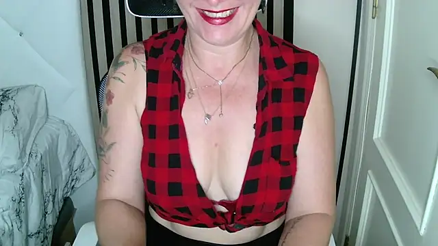 xxNoeliaxx online show from September 21, 2025, 7:54 am