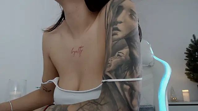 Simply the best online show from January 3, 2025, 2:08 pm