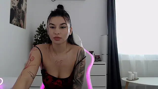 Simply the best online show from December 19, 2025, 12:23 pm