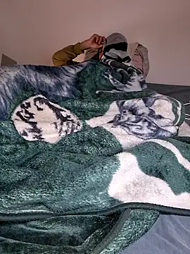 molozeb online show from October 12, 2025, 11:59 pm