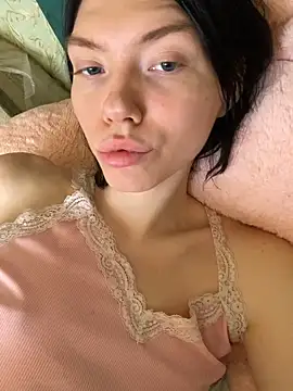 Lisaaa Alisa online show from October 24, 2025, 4:42 am