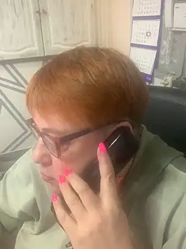 Klio5678 online show from April 17, 2026, 8:34 pm