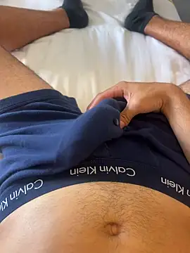 h0rnyguy001 online show from February 10, 2026, 8:29 am