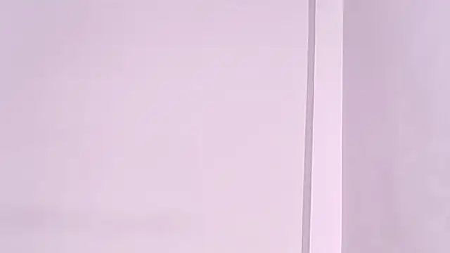 caarlywhitee online show from February 6, 2025, 10:21 pm