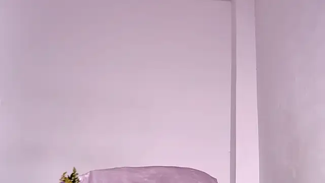 caarlywhitee online show from February 19, 2026, 1:12 am