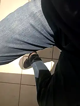 Snapshot of Lorent6969 chatting on February 2, 2026, 3:22 pm Lorent6969 online show from February 2, 2026, 3:22 pm