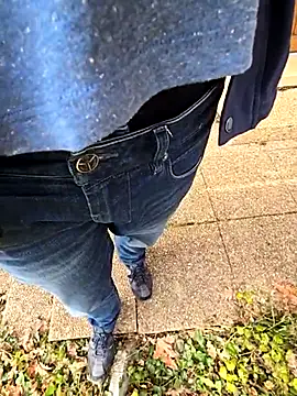 Snapshot of Lorent6969 chatting on February 9, 2026, 12:20 pm Lorent6969 online show from February 9, 2026, 12:20 pm