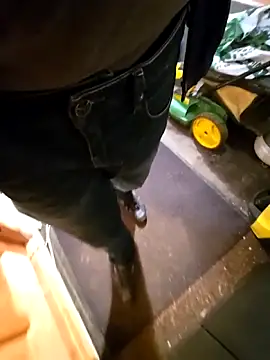 Snapshot of Lorent6969 chatting on February 20, 2026, 5:24 pm Lorent6969 online show from February 20, 2026, 5:24 pm