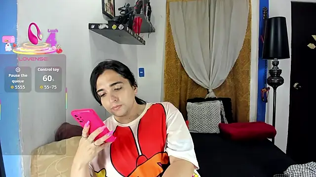 SARAMISHA online show from October 15, 2025, 6:08 pm