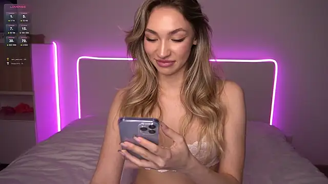 bailey kat online show from January 7, 2025, 9:03 pm