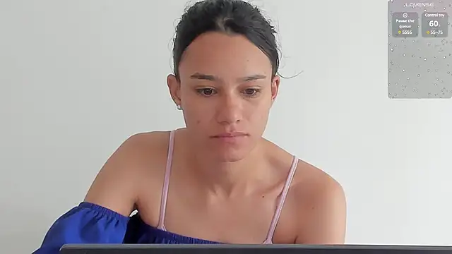 SamanthaWatson online show from February 5, 2025, 2:05 pm