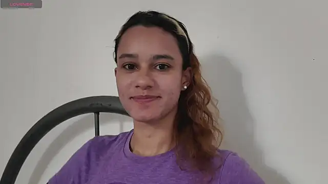 SamanthaWatson online show from November 3, 2025, 7:48 pm