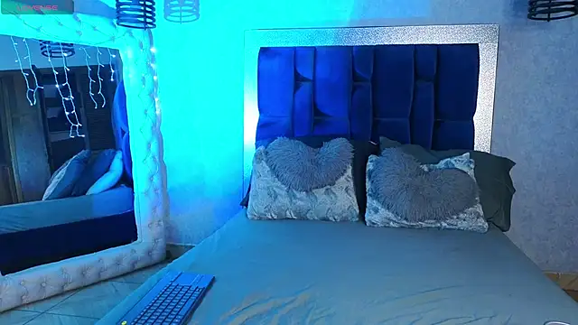 ashley brend online show from September 13, 2025, 9:25 pm