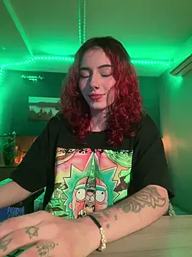 LiliJones  online show from January 14, 2025, 5:23 pm