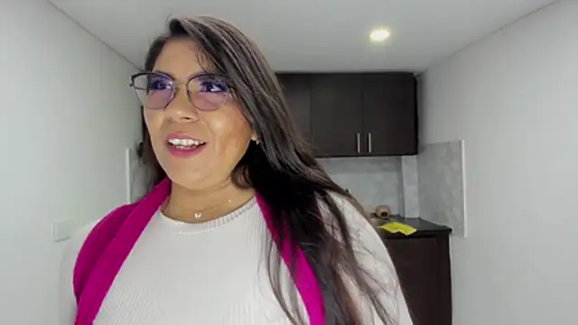 Luna Dumont online show from November 18, 2025, 11:14 am