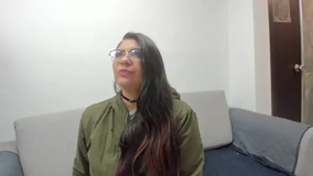 Luna Dumont online show from January 16, 2026, 11:25 am