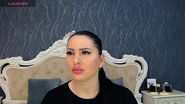 Lauren Saint online show from February 21, 2025, 7:56 am