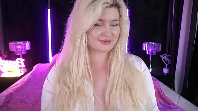 CocoSecretss online show from December 15, 2024, 11:01 am