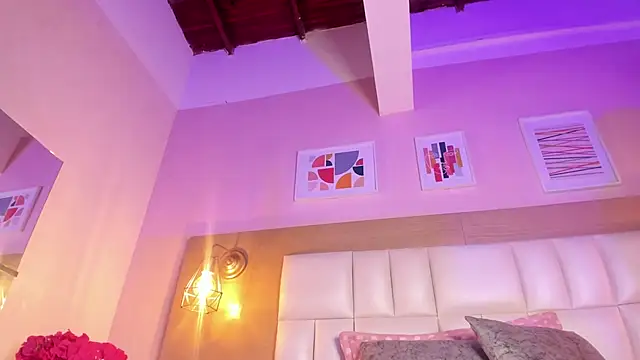 Dollar-girl online show from January 27, 2025, 12:16 pm