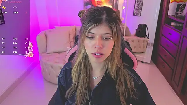 NATAASHA    online show from September 10, 2025, 6:30 pm