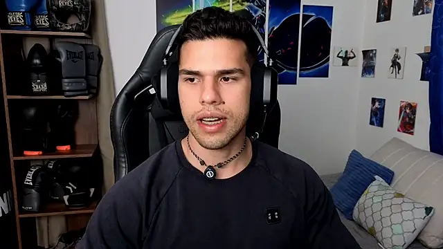 JacobKirito online show from November 10, 2025, 1:26 am