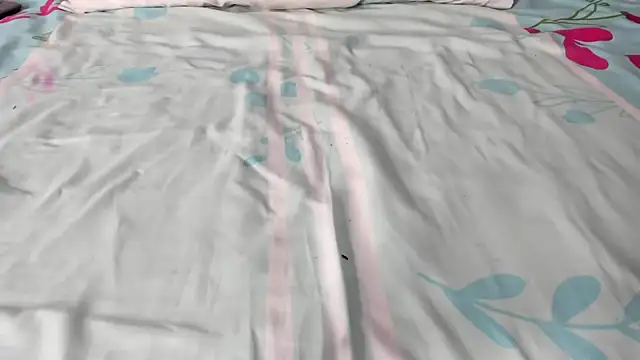 maybelline69 online show from October 4, 2025, 4:27 pm