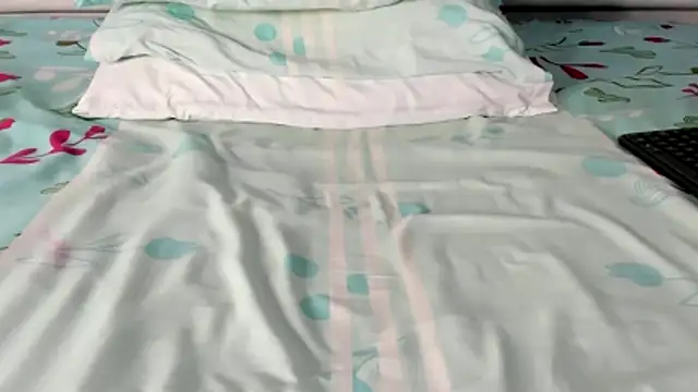 maybelline69 online show from February 23, 2026, 11:02 pm