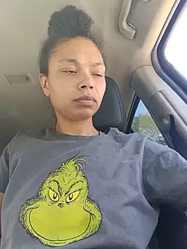 Trashy33 online show from May 15, 2026, 7:32 pm