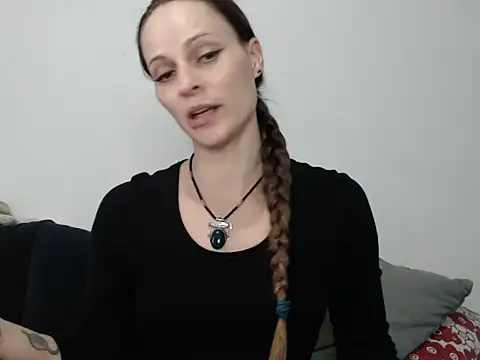 naikah714 online show from February 12, 2026, 2:45 pm