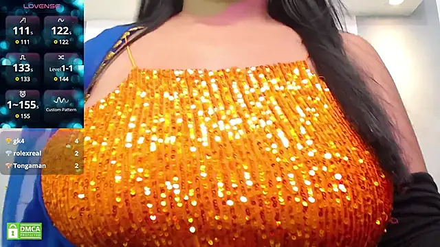 lakshmiraniii online show from February 17, 2025, 1:53 pm