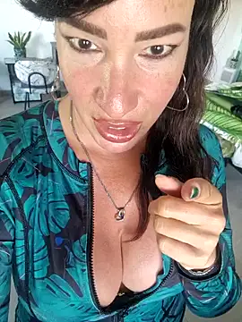 TheGoddessBianca online show from December 15, 2024, 10:07 am