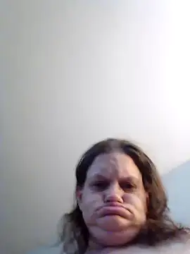 Snapshot of Earlybirdgetstheworm@xh chatting on September 26, 2025, 4:33 pm Earlybirdgetsthewormxh online show from September 26, 2025, 4:33 pm